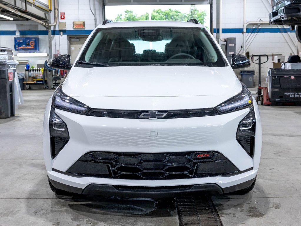 2027 Chevrolet Bolt in St-Jérôme, Quebec - 2 - w1024h768px