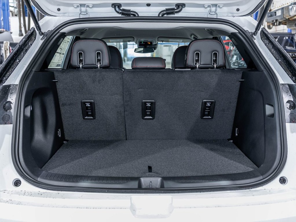 2027 Chevrolet Bolt in St-Jérôme, Quebec - 24 - w1024h768px