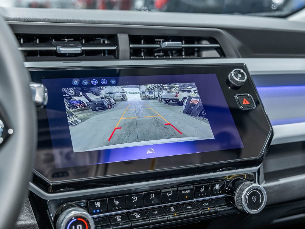 2027 Chevrolet Bolt in St-Jérôme, Quebec - 18 - w1024h768px