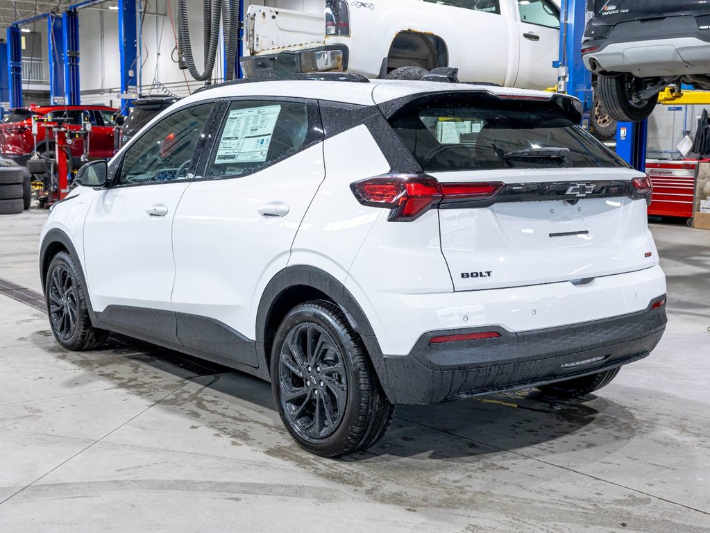2027 Chevrolet Bolt in St-Jérôme, Quebec - 6 - w1024h768px
