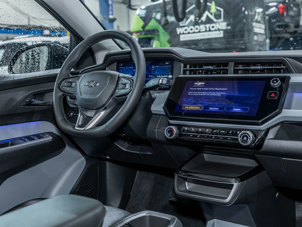 2027 Chevrolet Bolt in St-Jérôme, Quebec - 26 - w1024h768px