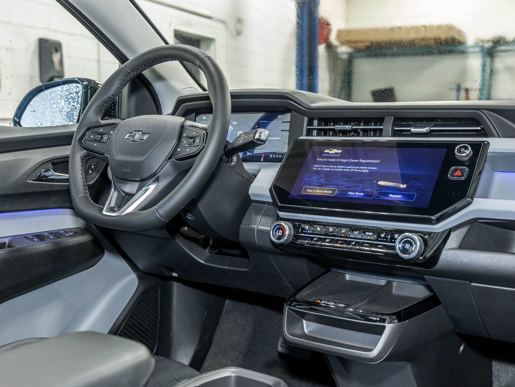 2027 Chevrolet Bolt in St-Jérôme, Quebec - 27 - w1024h768px