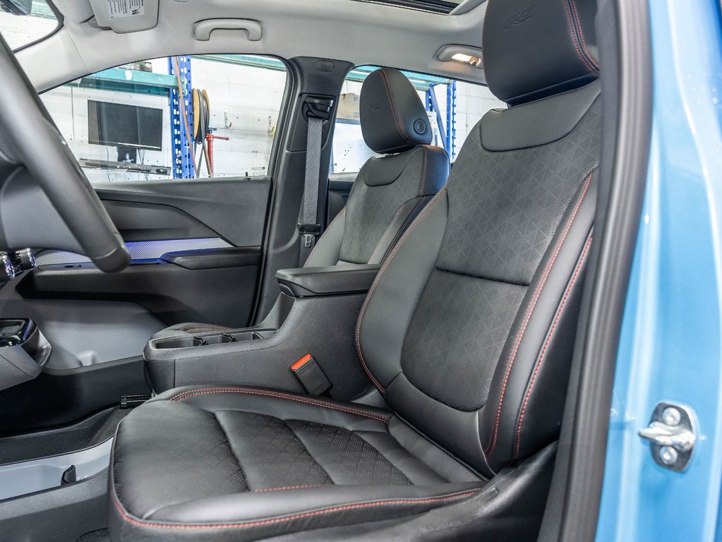 2027 Chevrolet Bolt in St-Jérôme, Quebec - 11 - w1024h768px