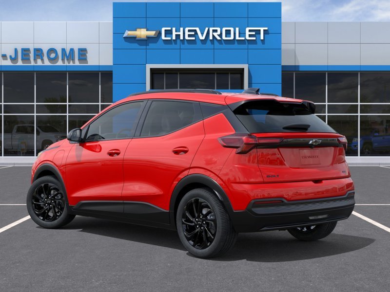 2027 Chevrolet Bolt in St-Jérôme, Quebec - 3 - w1024h768px