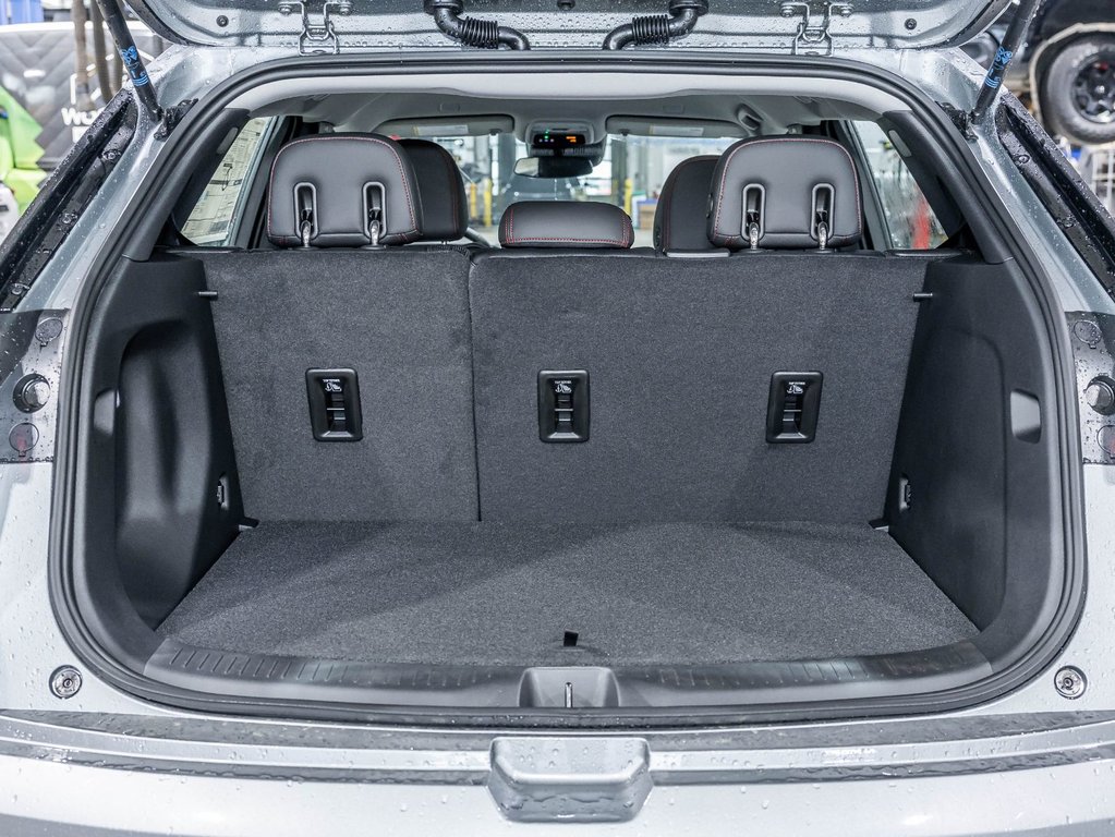 2027 Chevrolet Bolt in St-Jérôme, Quebec - 24 - w1024h768px