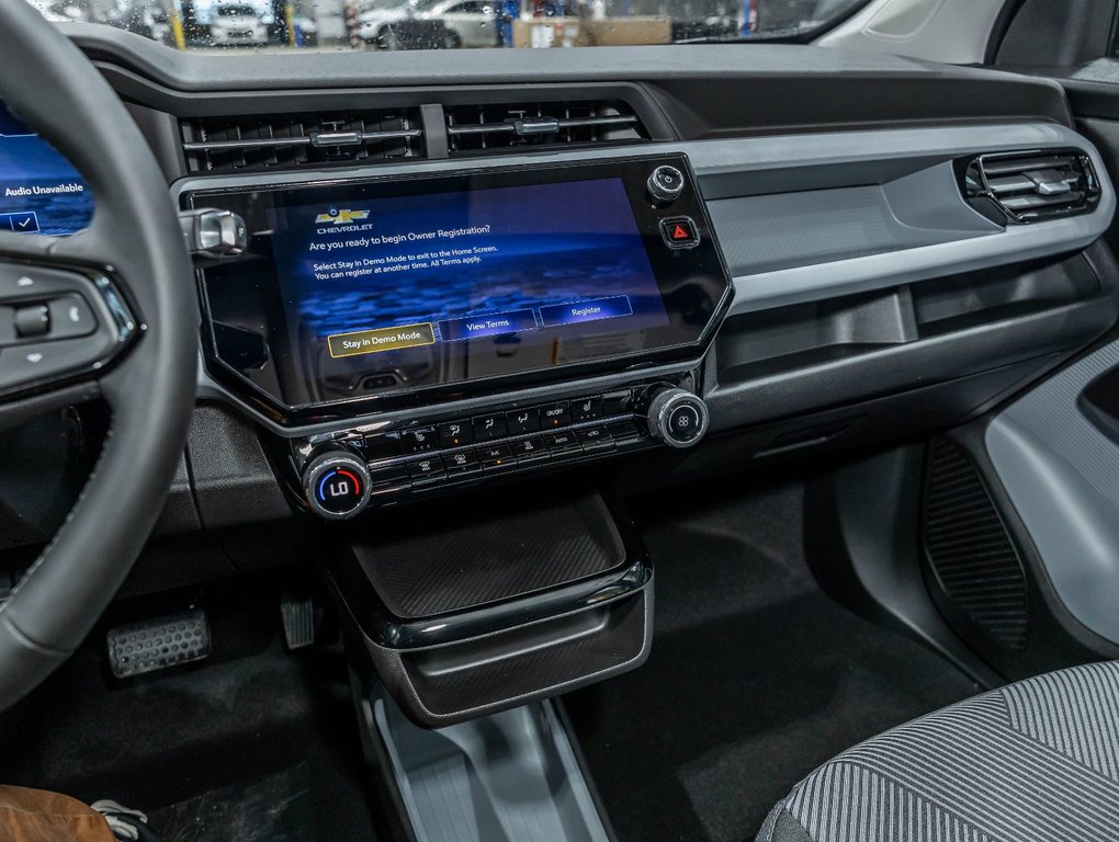 2027 Chevrolet Bolt in St-Jérôme, Quebec - 19 - w1024h768px