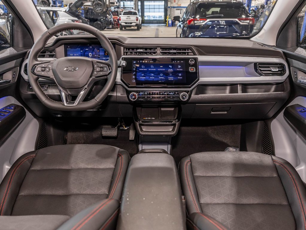 2027 Chevrolet Bolt in St-Jérôme, Quebec - 4 - w1024h768px
