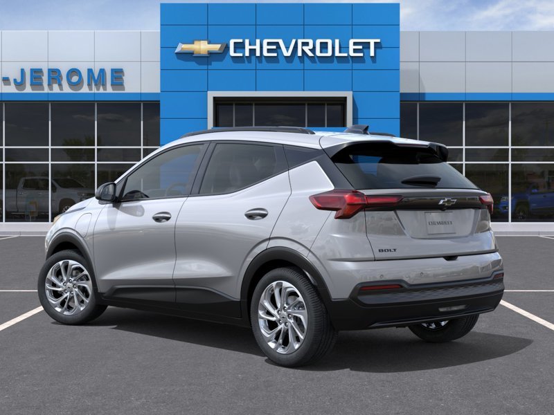 2027 Chevrolet Bolt in St-Jérôme, Quebec - 3 - w1024h768px