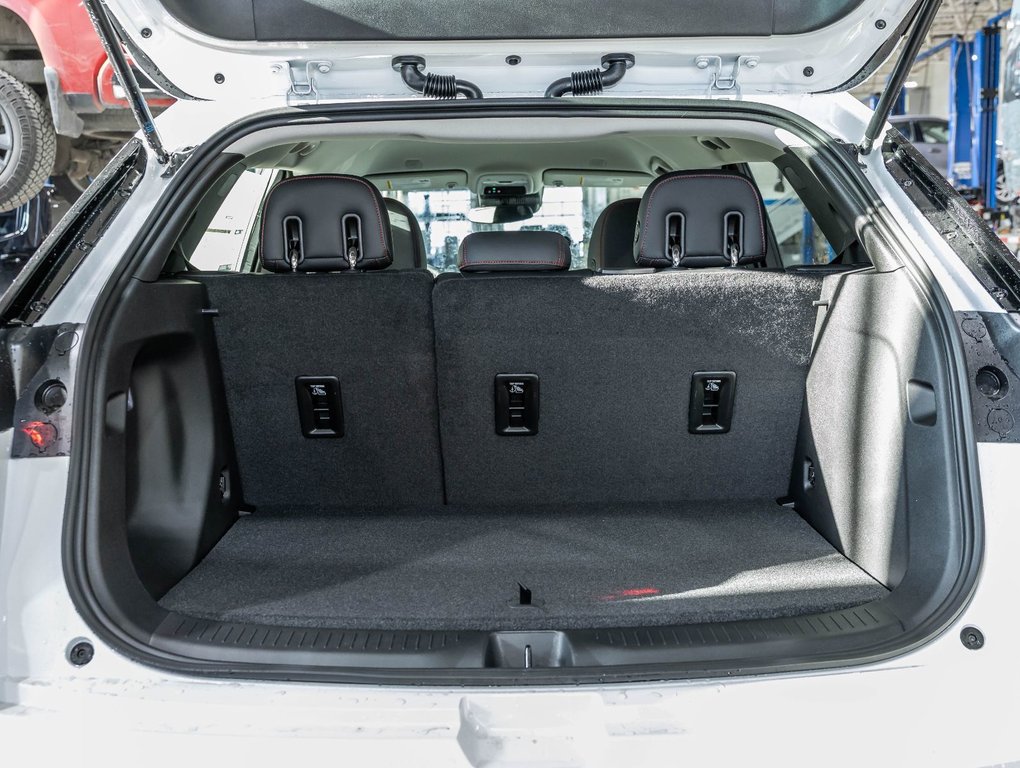 2027 Chevrolet Bolt in St-Jérôme, Quebec - 29 - w1024h768px