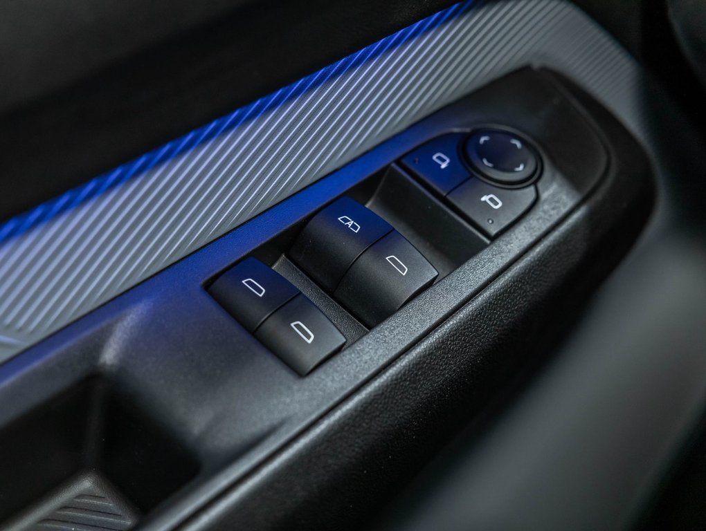 2027 Chevrolet Bolt in St-Jérôme, Quebec - 24 - w1024h768px