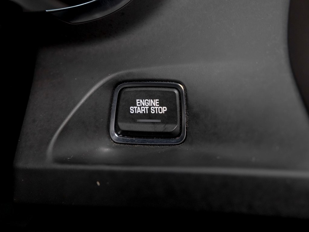 2020 Chevrolet Camaro in St-Jérôme, Quebec - 26 - w1024h768px
