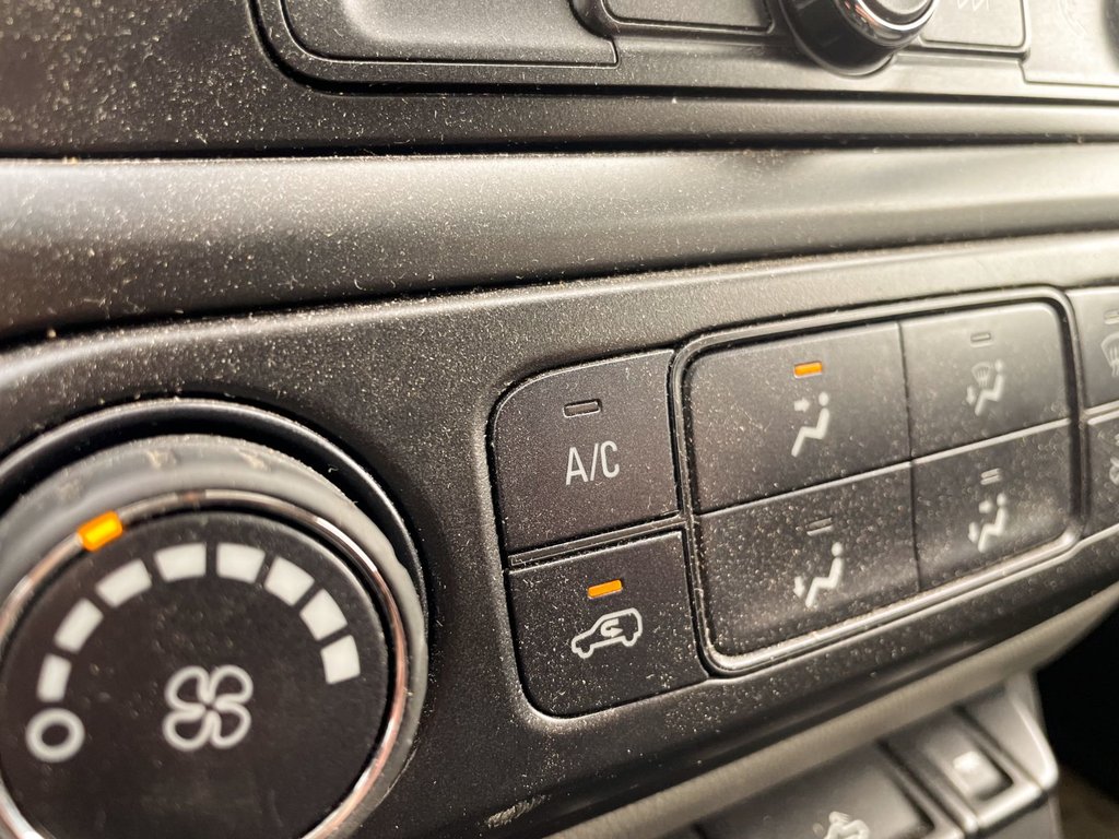 2020 Chevrolet Colorado in St-Jérôme, Quebec - 13 - w1024h768px