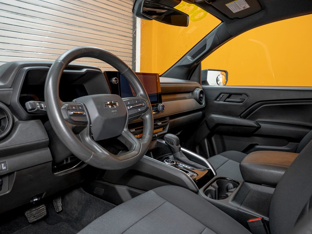2023 Chevrolet Colorado in St-Jérôme, Quebec - 2 - w1024h768px