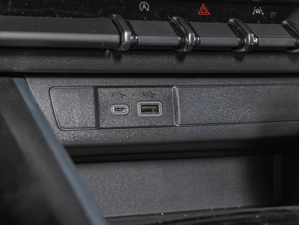 2025 Chevrolet Colorado in St-Jérôme, Quebec - 24 - w1024h768px