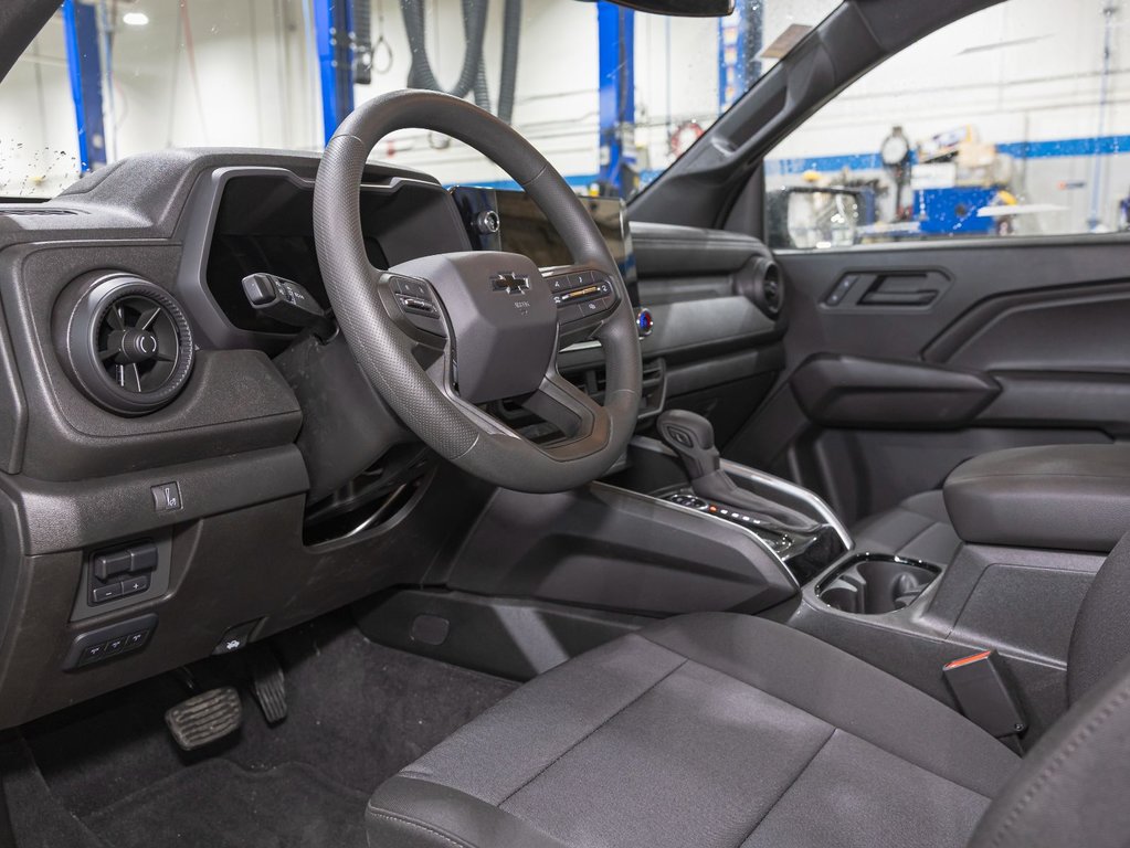 2025 Chevrolet Colorado in St-Jérôme, Quebec - 12 - w1024h768px