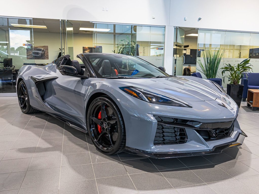 Chevrolet CORVETTE E-RAY  2024 à St-Jérôme, Québec - 11 - w1024h768px