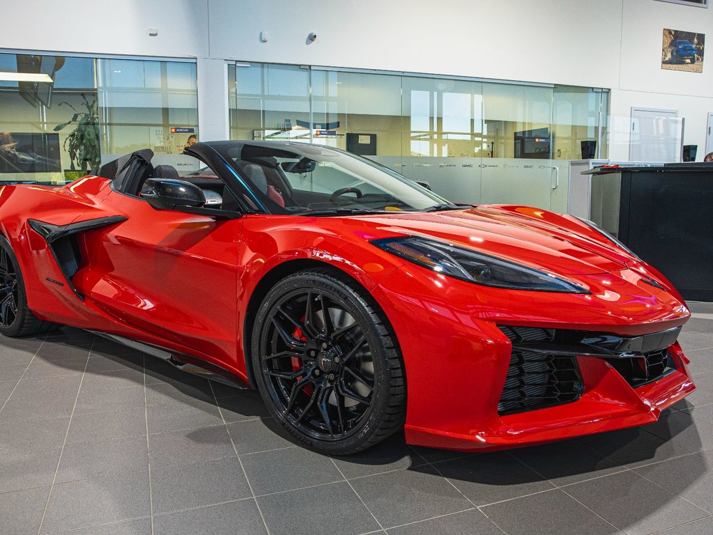 2025 Chevrolet CORVETTE Z06 in St-Jérôme, Quebec - 9 - w1024h768px