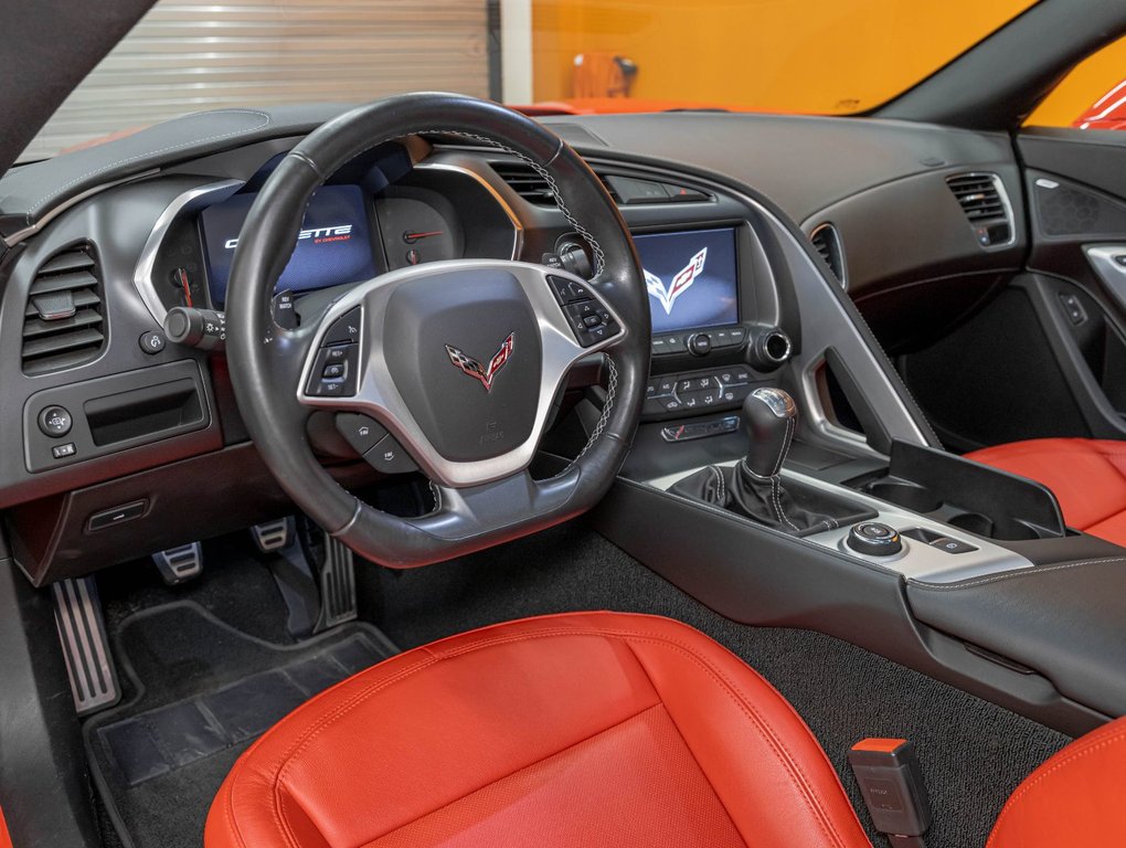 2019 Chevrolet Corvette in St-Jérôme, Quebec - 2 - w1024h768px