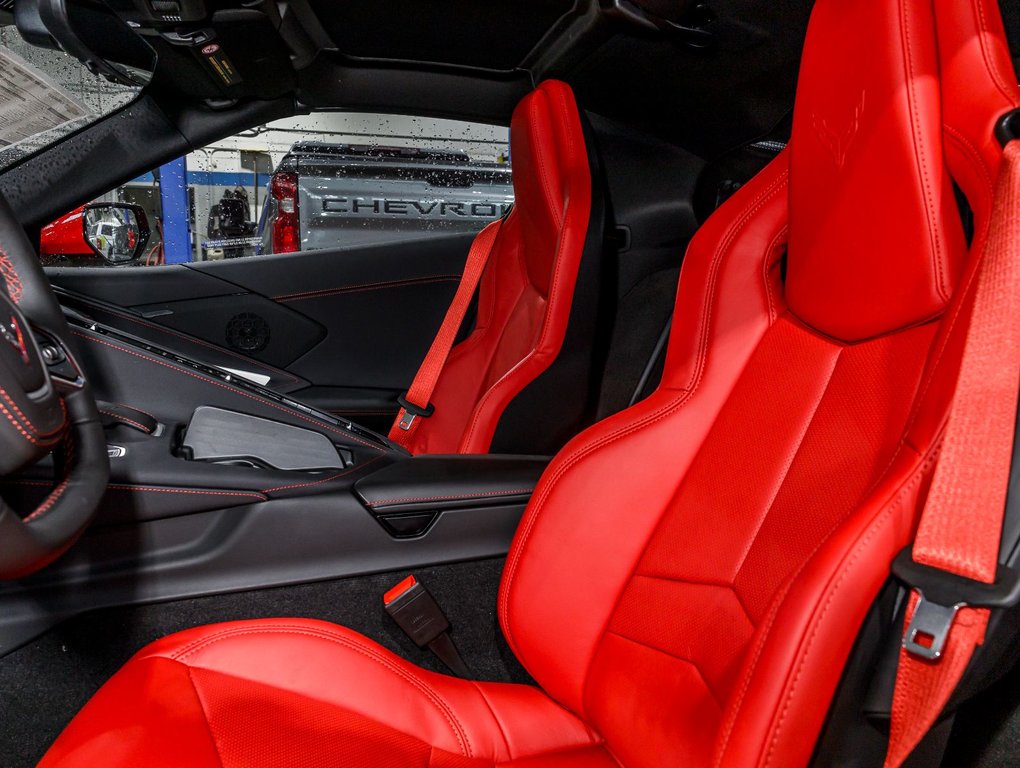 2025 Chevrolet Corvette in St-Jérôme, Quebec - 12 - w1024h768px