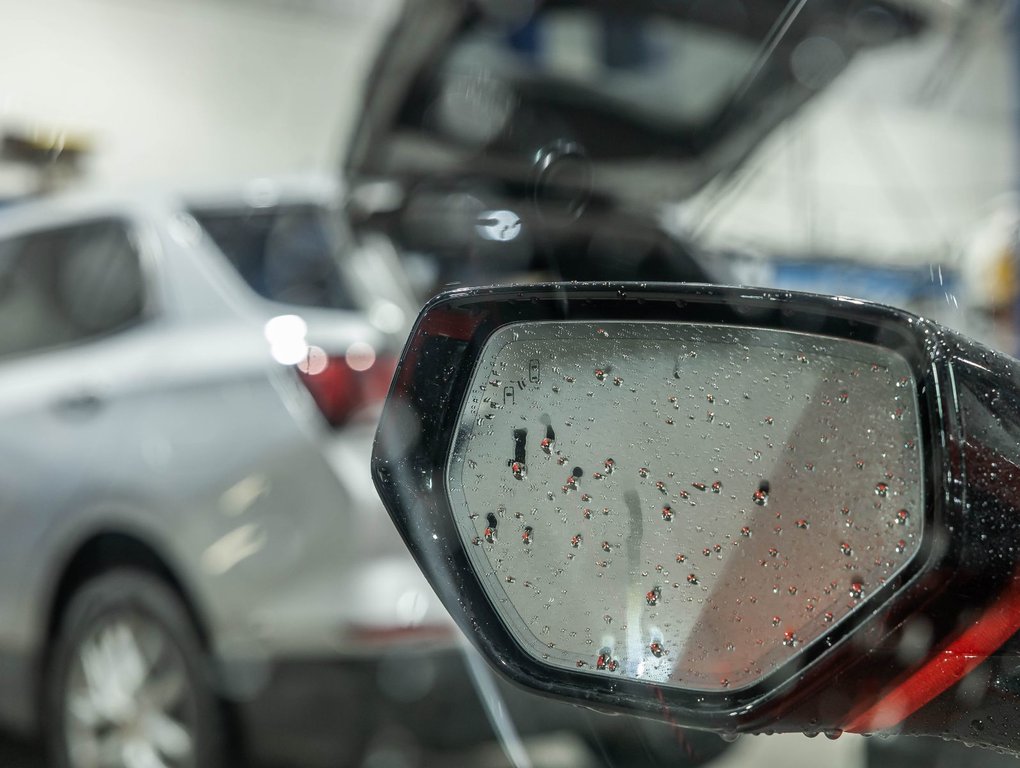 2026 Chevrolet Corvette in St-Jérôme, Quebec - 24 - w1024h768px