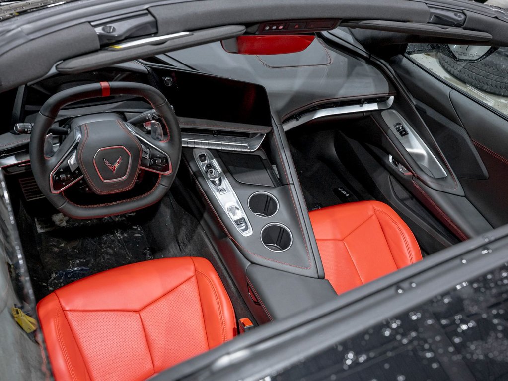 Chevrolet Corvette  2026 à St-Jérôme, Québec - 4 - w1024h768px