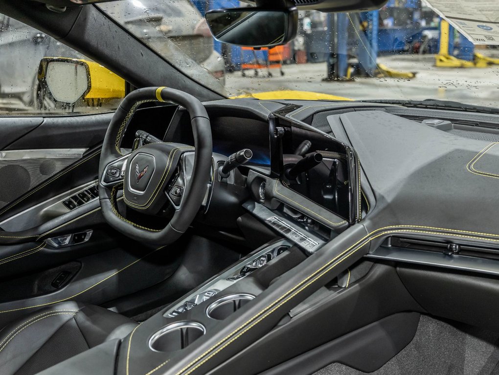 2026 Chevrolet Corvette in St-Jérôme, Quebec - 28 - w1024h768px
