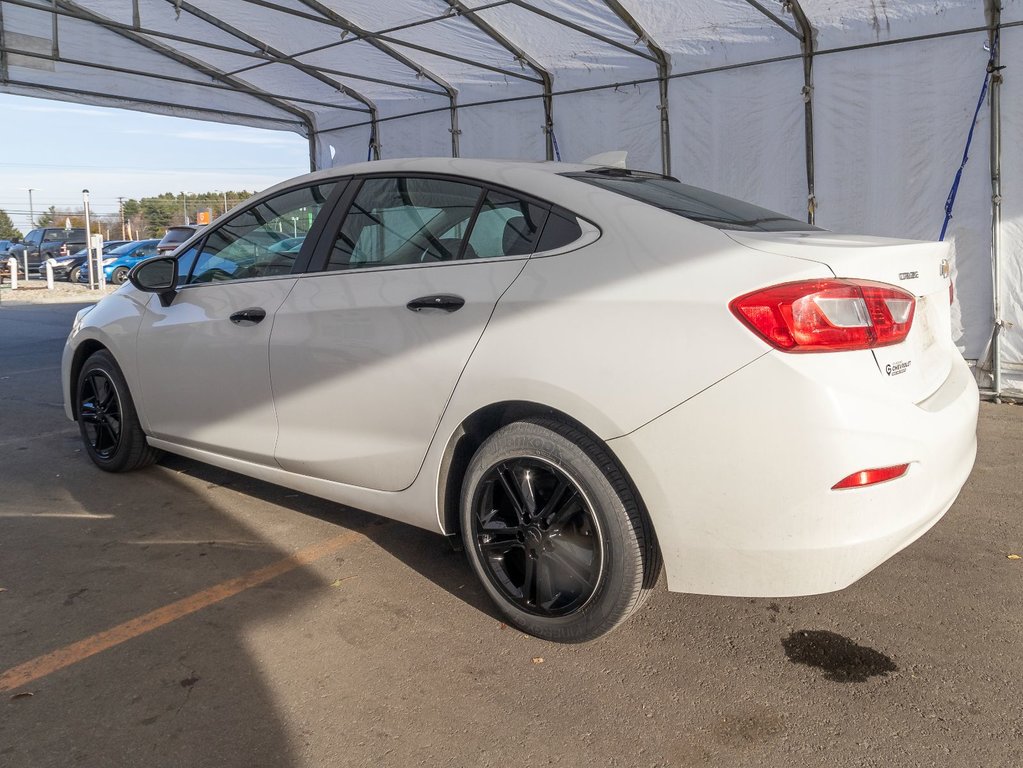 Chevrolet Cruze  2018 à St-Jérôme, Québec - 5 - w1024h768px