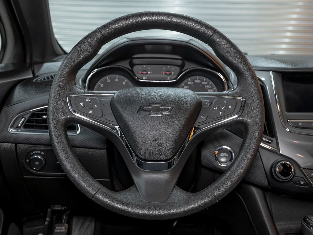 2019 Chevrolet Cruze in St-Jérôme, Quebec - 20 - w1024h768px