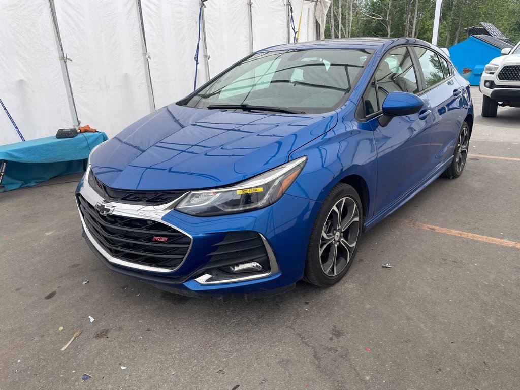 2019 Chevrolet Cruze in St-Jérôme, Quebec - 1 - w1024h768px
