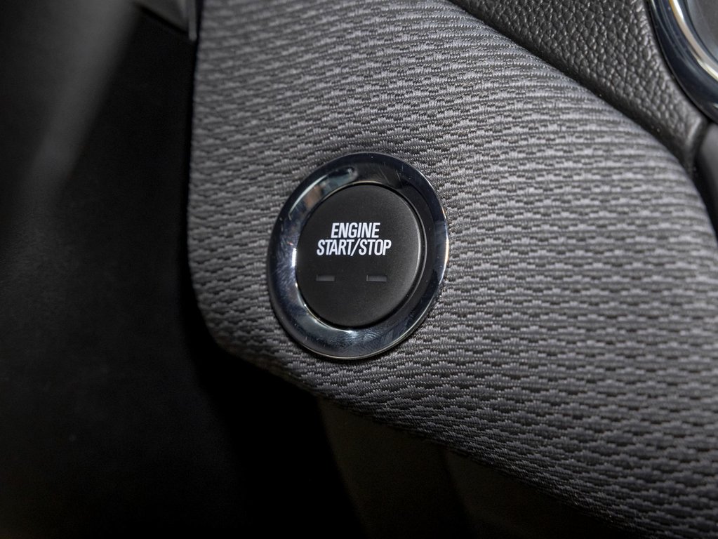 2019 Chevrolet Cruze in St-Jérôme, Quebec - 23 - w1024h768px
