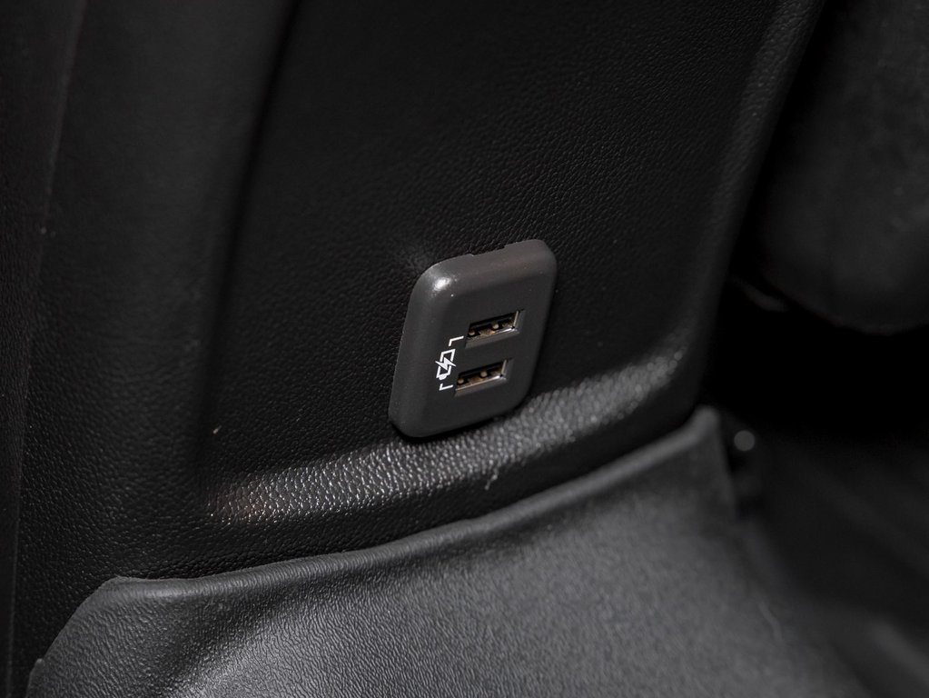 2019 Chevrolet Cruze in St-Jérôme, Quebec - 25 - w1024h768px