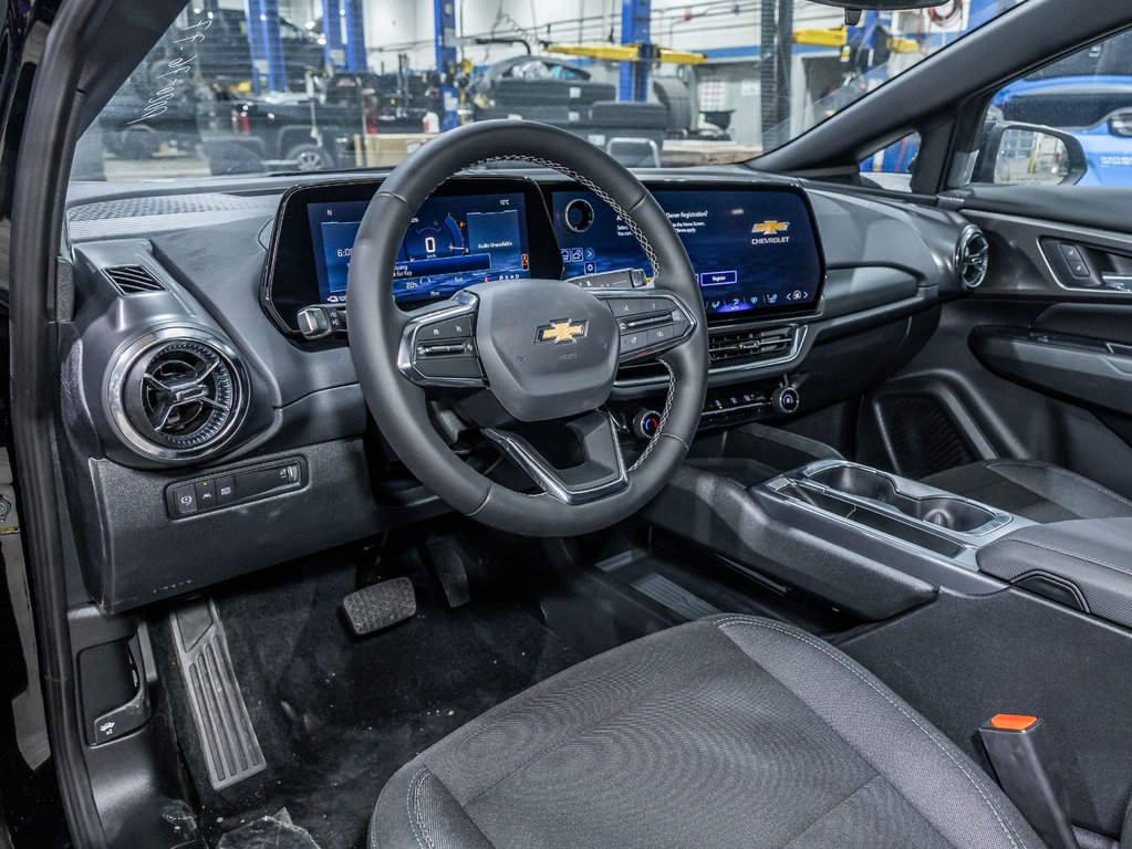 Chevrolet Equinox EV  2027 à St-Jérôme, Québec - 12 - w1024h768px