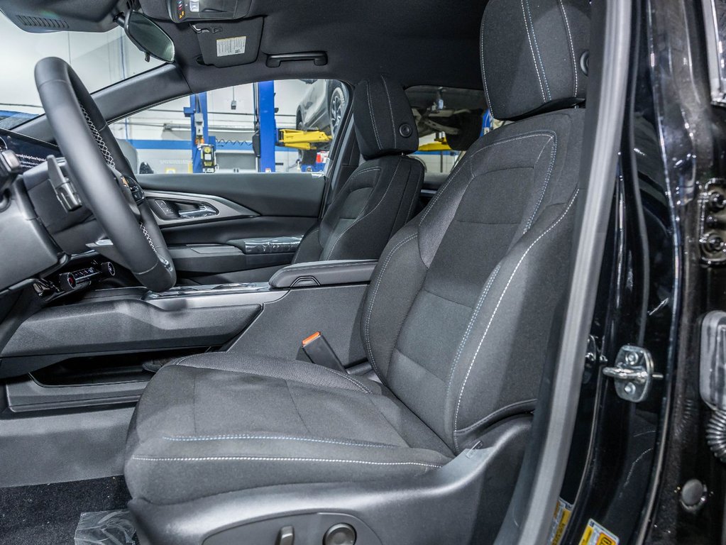 Chevrolet Equinox EV  2027 à St-Jérôme, Québec - 11 - w1024h768px
