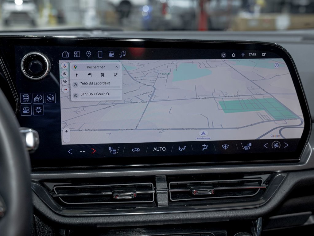 2025 Chevrolet Equinox EV in St-Jérôme, Quebec - 17 - w1024h768px