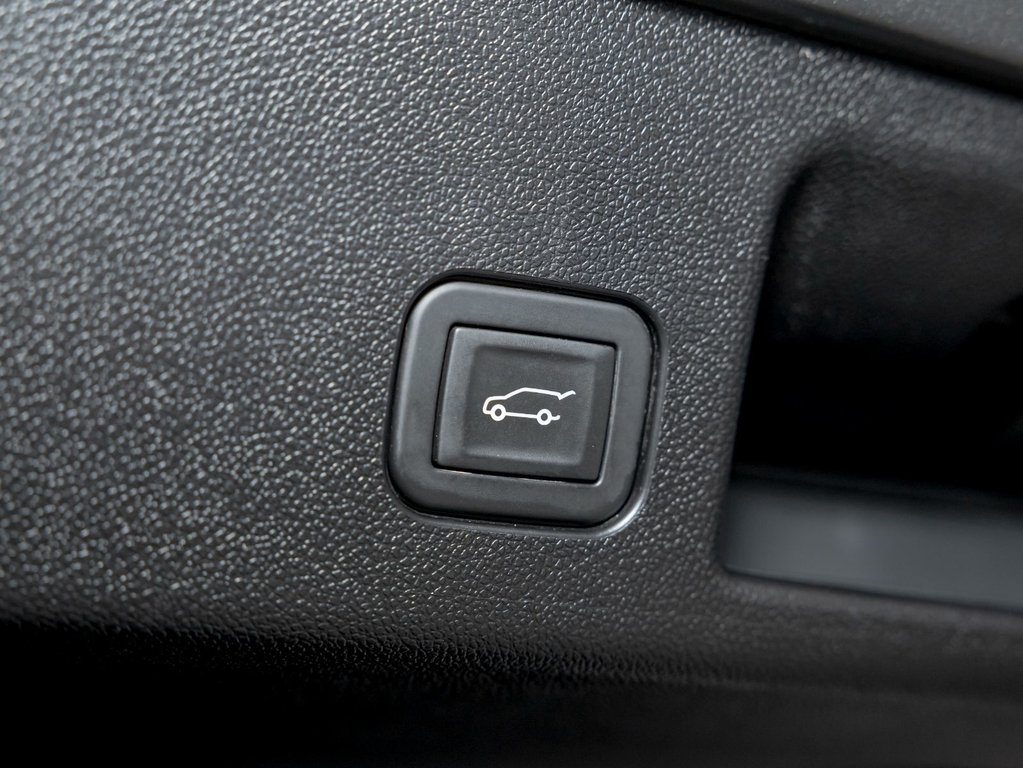 2025 Chevrolet Equinox EV in St-Jérôme, Quebec - 33 - w1024h768px