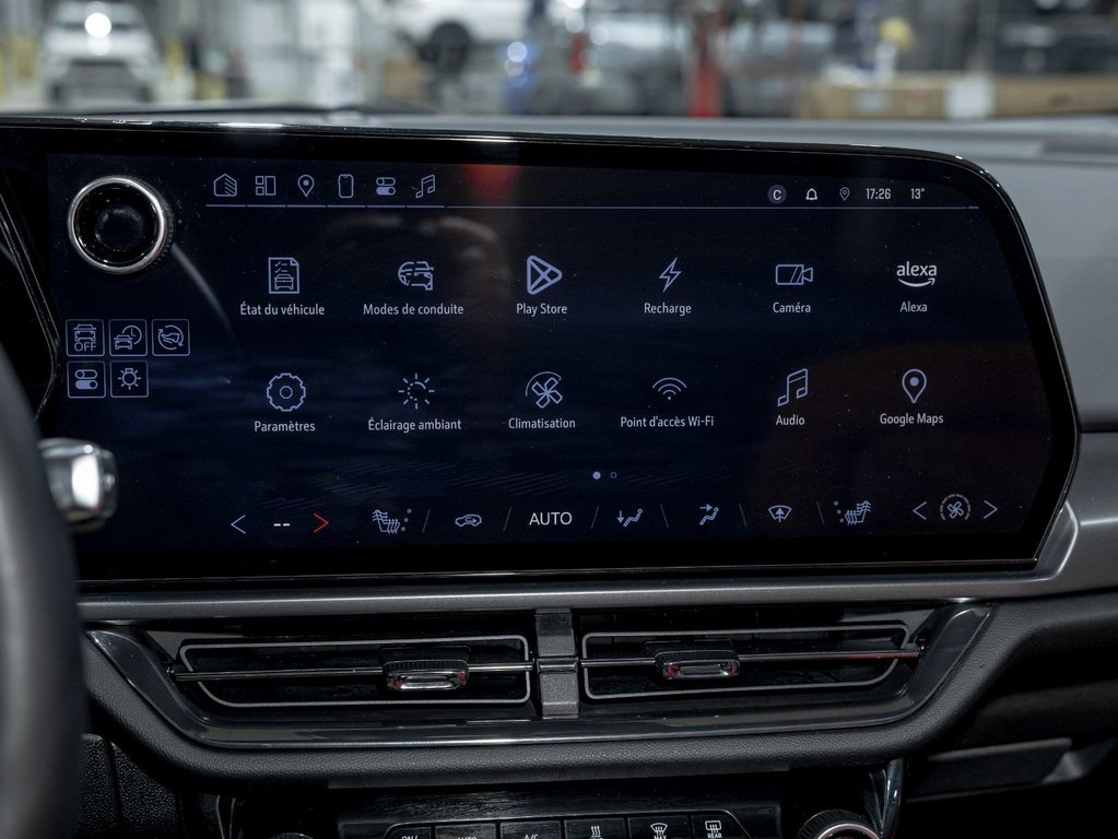 2025 Chevrolet Equinox EV in St-Jérôme, Quebec - 18 - w1024h768px