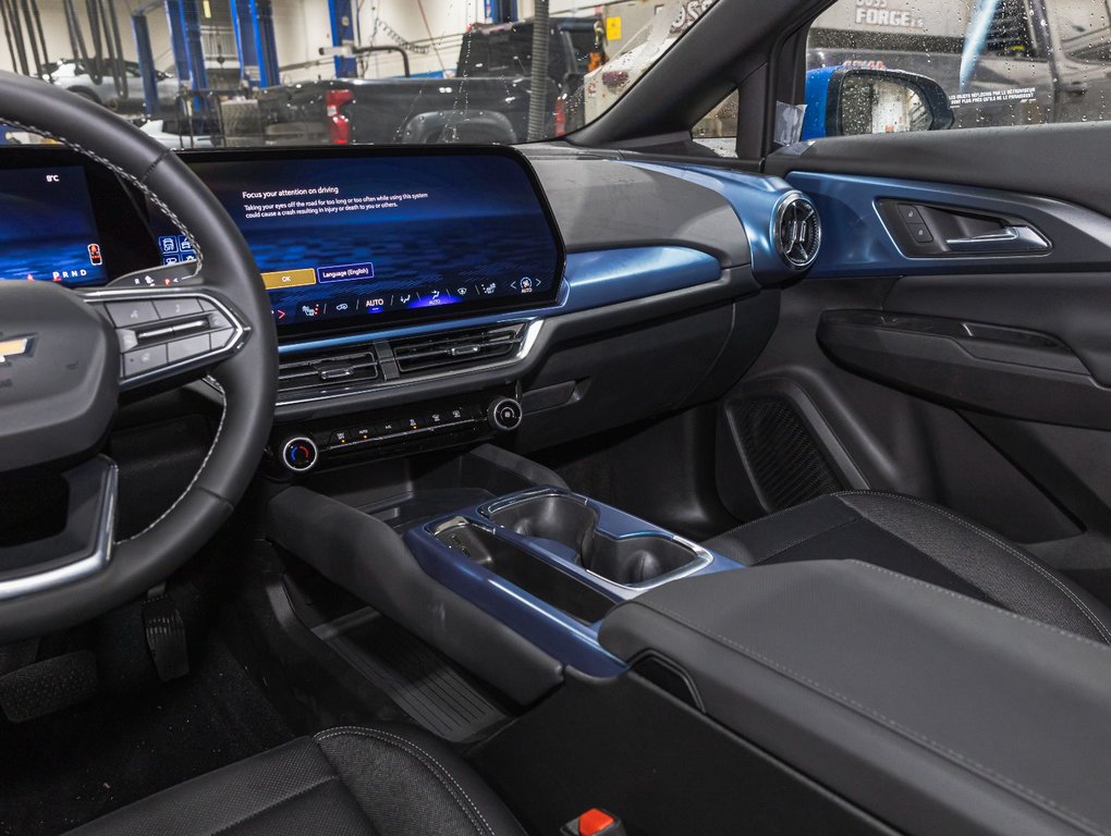 2025 Chevrolet Equinox EV in St-Jérôme, Quebec - 19 - w1024h768px