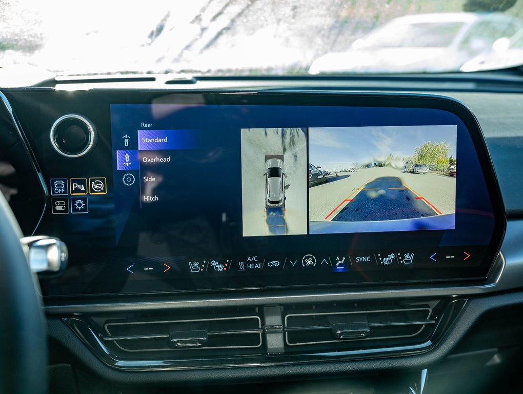 2025 Chevrolet Equinox EV in St-Jérôme, Quebec - 18 - w1024h768px