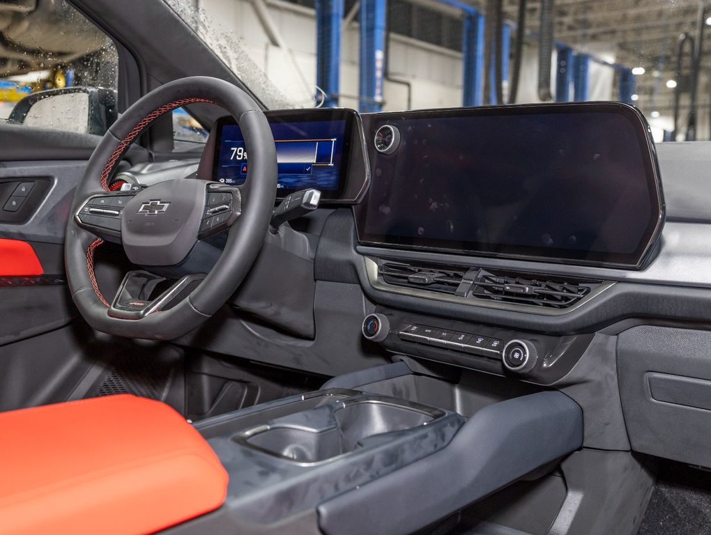 2025 Chevrolet Equinox EV in St-Jérôme, Quebec - 26 - w1024h768px