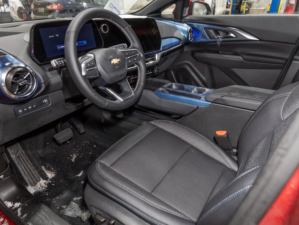 2025 Chevrolet Equinox EV in St-Jérôme, Quebec - 12 - w1024h768px