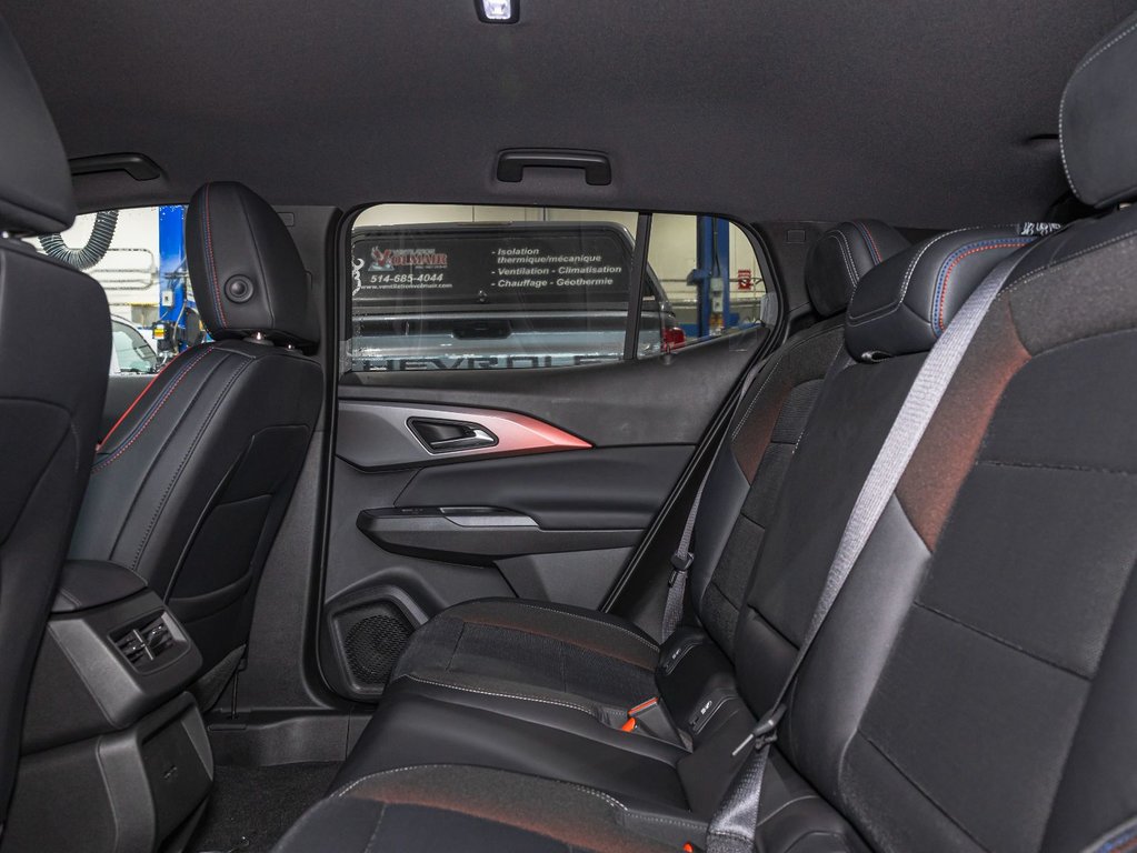 2025 Chevrolet Equinox EV in St-Jérôme, Quebec - 28 - w1024h768px