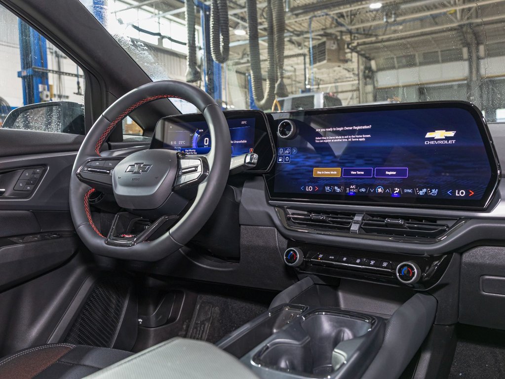 Chevrolet Equinox EV  2025 à St-Jérôme, Québec - 26 - w1024h768px