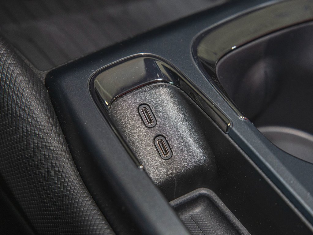 2025 Chevrolet Equinox EV in St-Jérôme, Quebec - 24 - w1024h768px