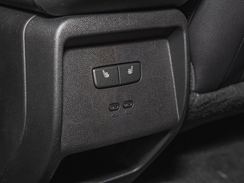 2025 Chevrolet Equinox EV in St-Jérôme, Quebec - 28 - w1024h768px