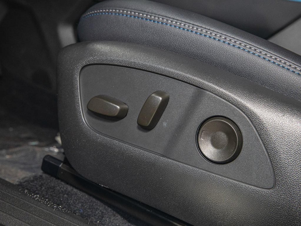 2025 Chevrolet Equinox EV in St-Jérôme, Quebec - 23 - w1024h768px