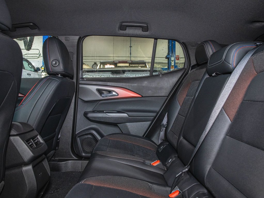 Chevrolet Equinox EV  2025 à St-Jérôme, Québec - 28 - w1024h768px