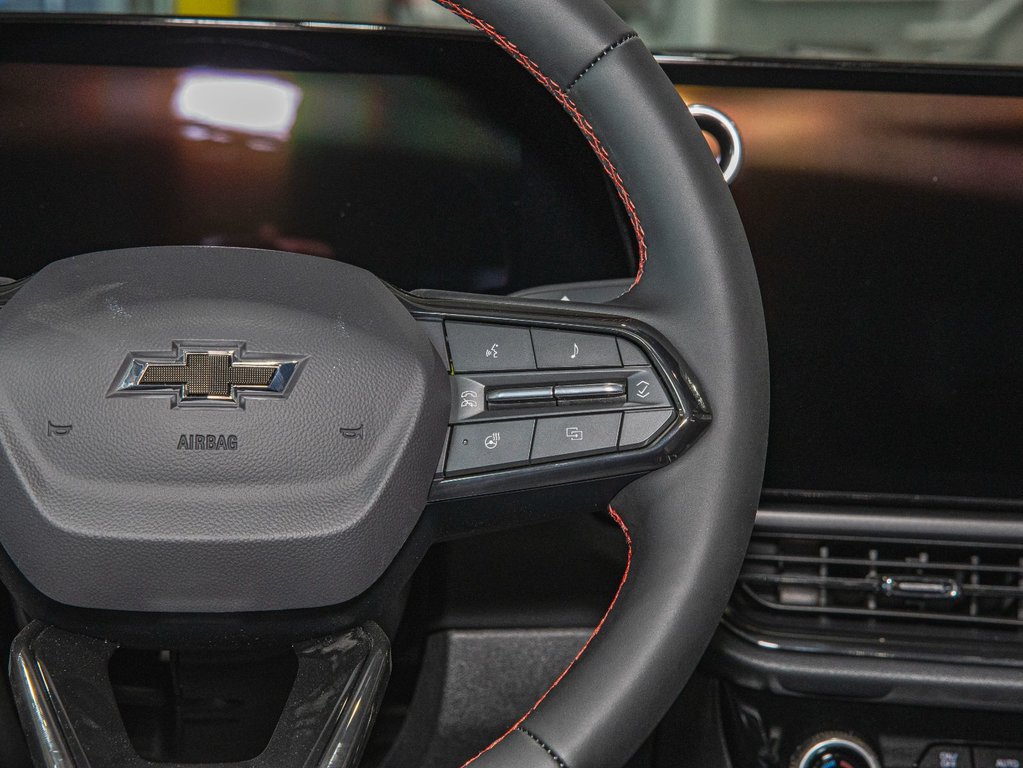 2025 Chevrolet Equinox EV in St-Jérôme, Quebec - 16 - w1024h768px