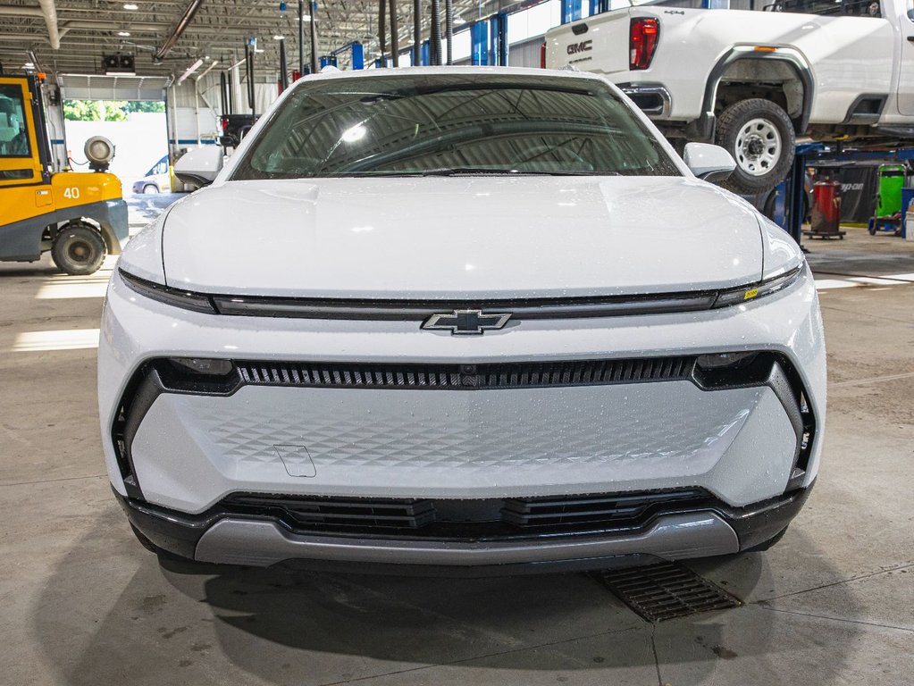 Chevrolet Equinox EV  2025 à St-Jérôme, Québec - 2 - w1024h768px