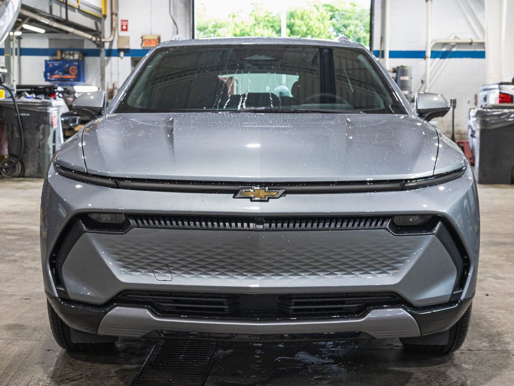 Chevrolet Equinox EV  2025 à St-Jérôme, Québec - 2 - w1024h768px