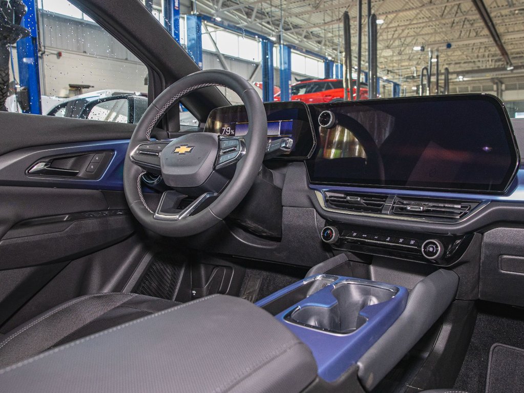 Chevrolet Equinox EV  2025 à St-Jérôme, Québec - 28 - w1024h768px